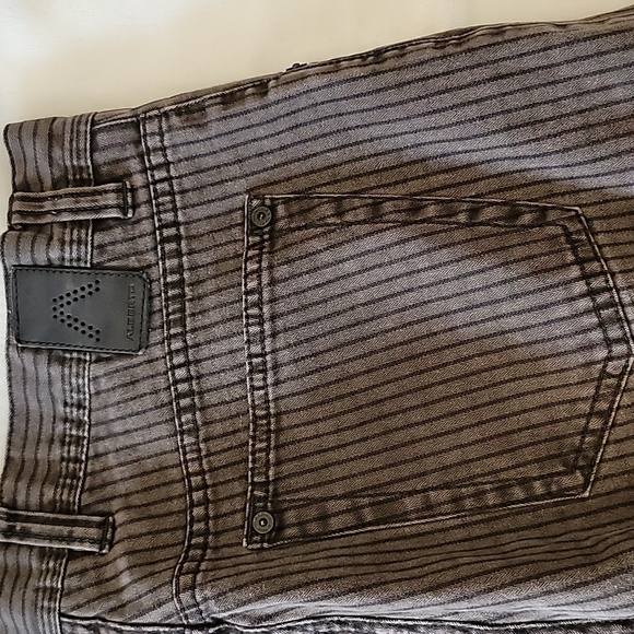 Alberto Jeans - Picture 6 of 10